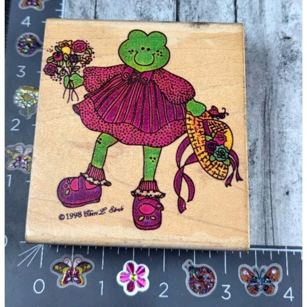 Stampassions Rhonda Ribbit Frog F3211 Hat Flowers Rubber Stamp Wood #G9